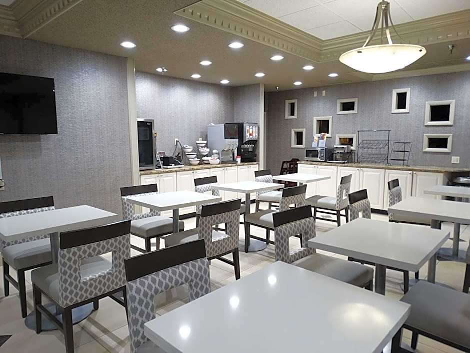 Overland Park Hotel