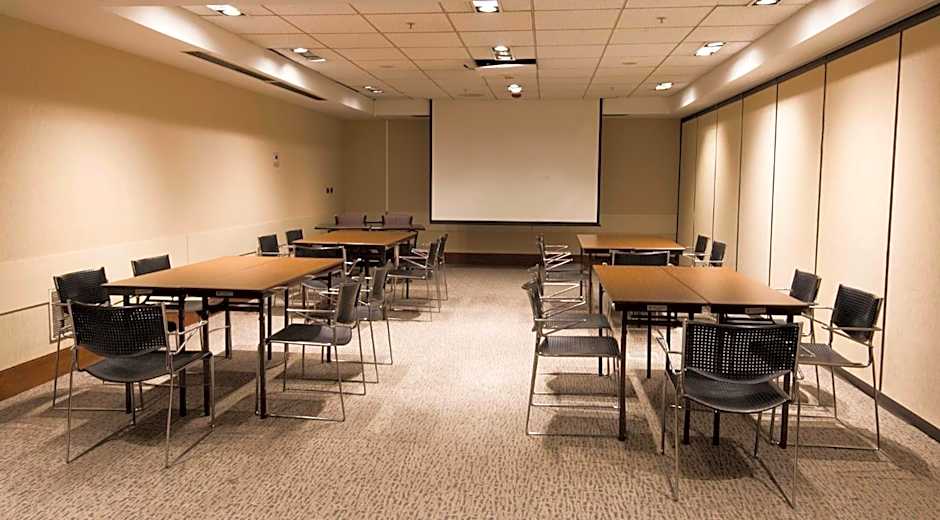 Holiday Inn Express Santiago Las Condes By IHG