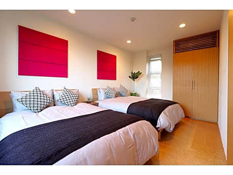 Carbira House