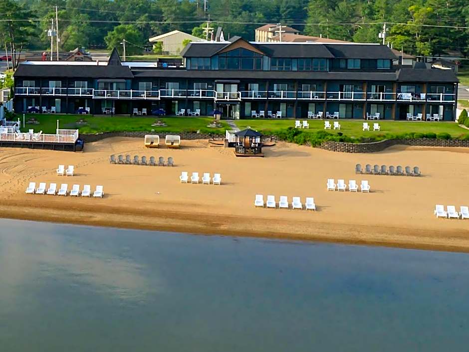 The Beach Haus - Traverse City