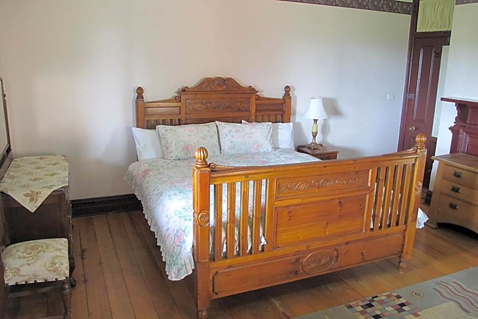 Holmhurst Guest House