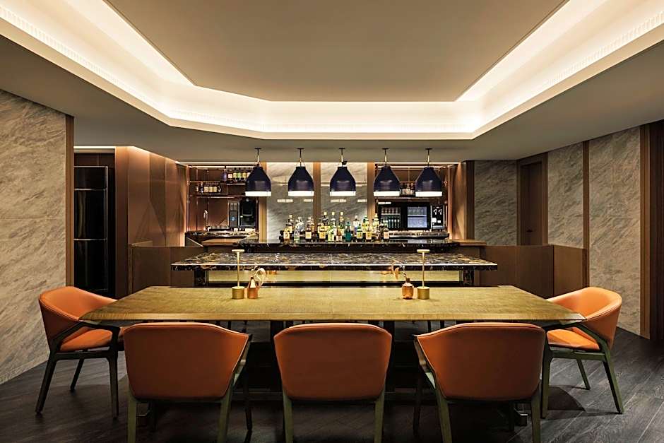 Mesm Tokyo Autograph Collection