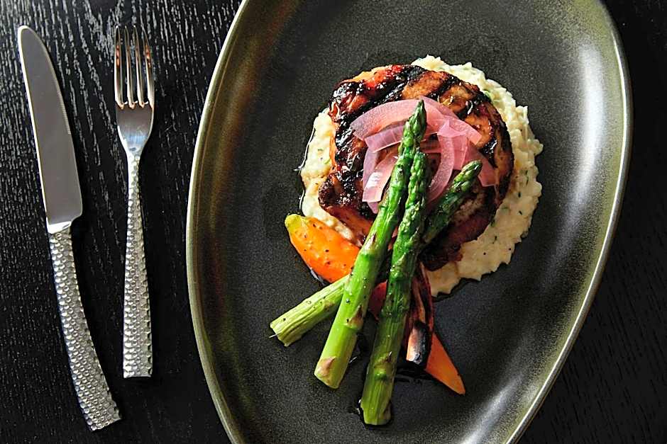 Renaissance by Marriott Mobile Riverview Plaza Hotel