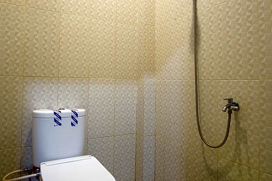 RedDoorz near Taman Kota Ternate