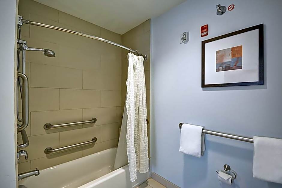 Hyatt House Chicago Warrenville