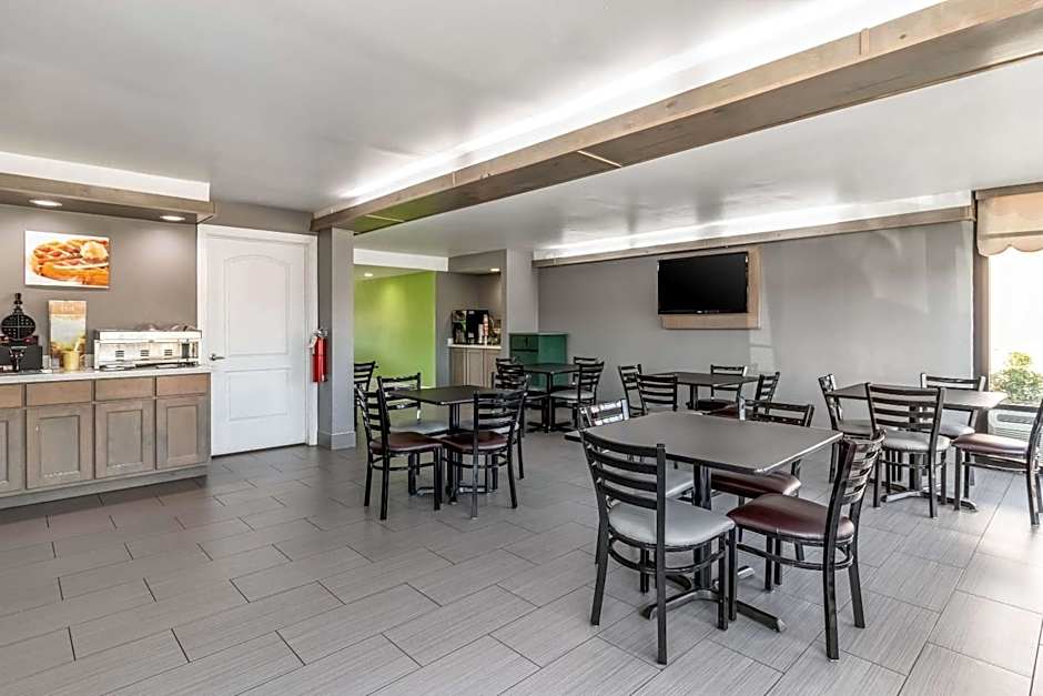 Quality Inn Franklin - Cool Springs Area