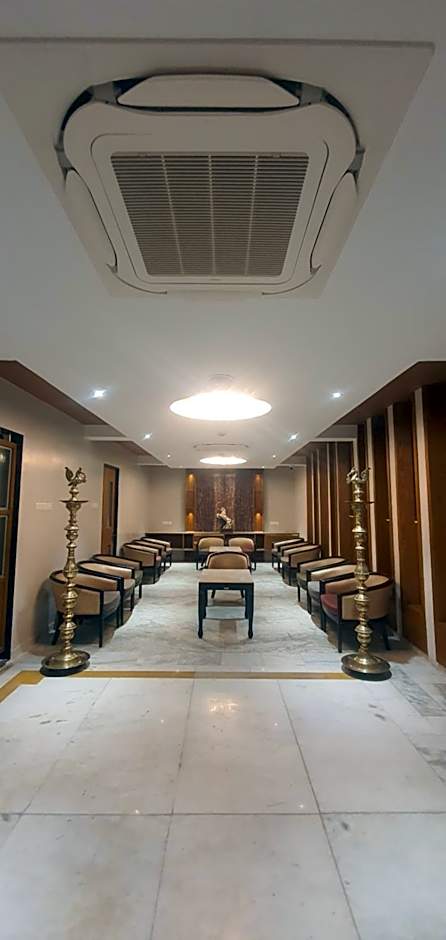 Hotel Saratharajans