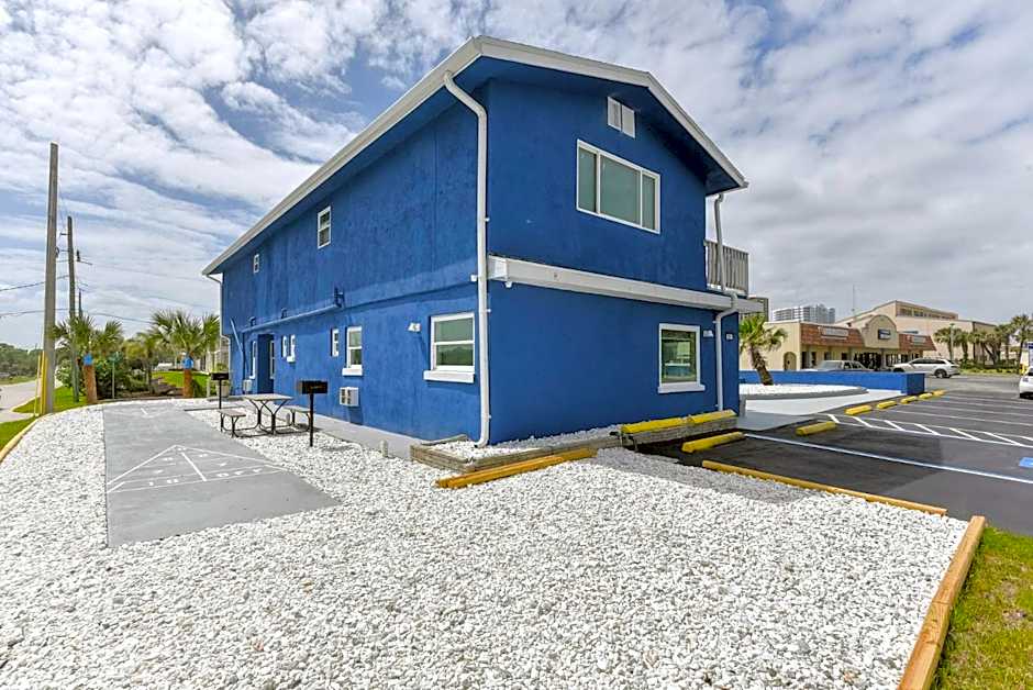 Blue Mist Motel - Room # 2