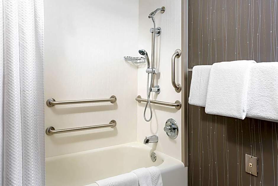 Courtyard by Marriott Chicago Downtown/Magnificent Mile