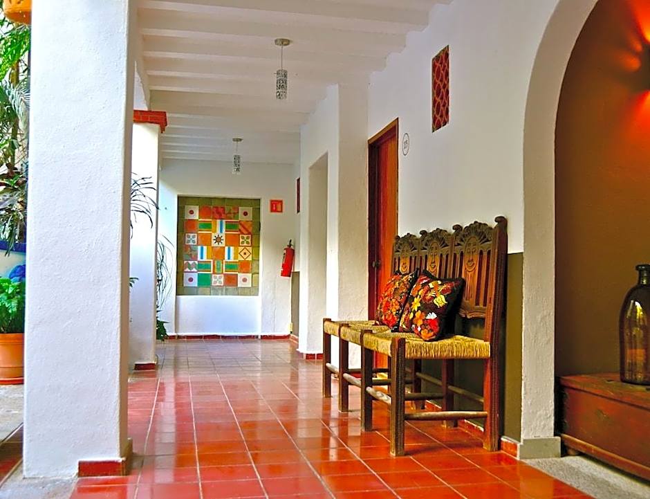 Villa Mercedes Petit Hotel