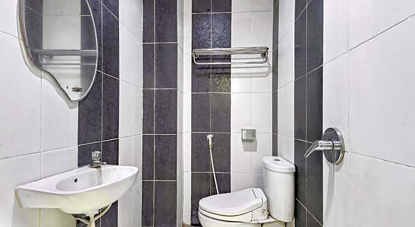 Collection O 93163 Hotel Grand Kartika