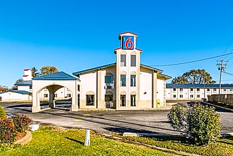 Motel 6-Urbana, IL