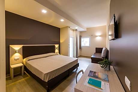 Standard Family Room