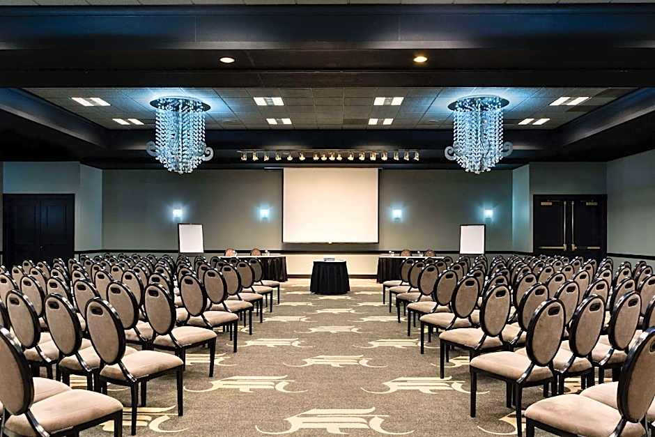 Wyndham Dallas North – Dallas, TX