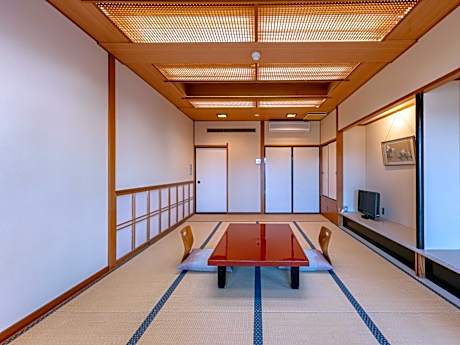 JapaneseE 16Tatami With Toilet Nonsmoking