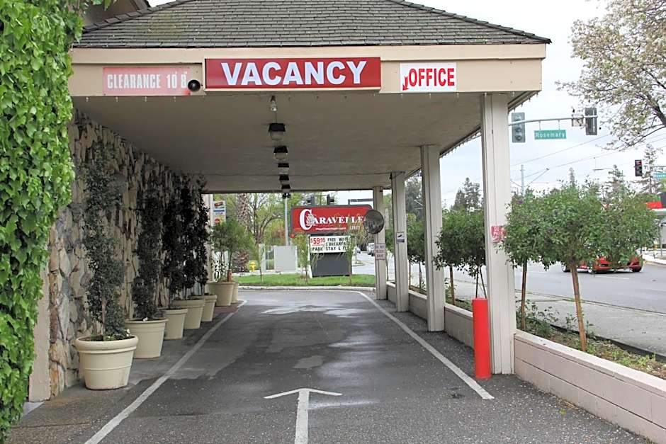 Caravelle Inn & Suites