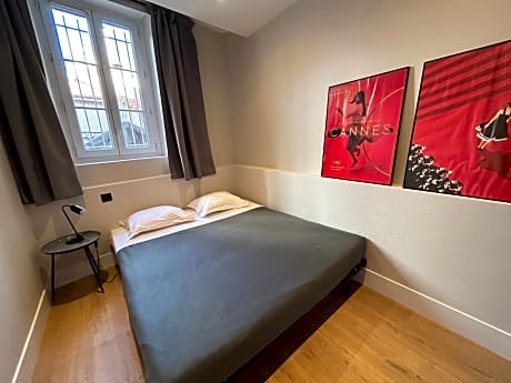 Two-Bedroom Apartment (Annex)