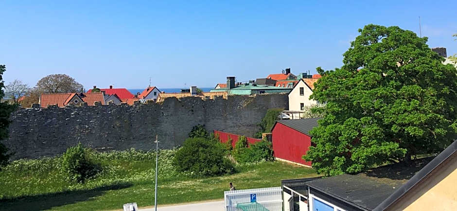 Alyhr Apartments