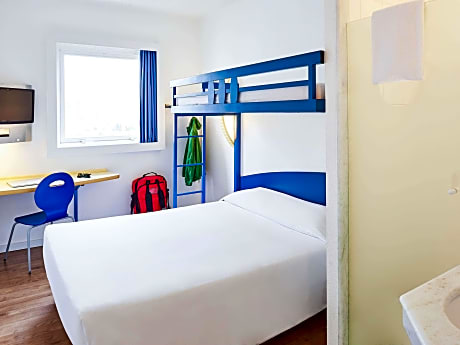 Standard Apartment With One Double Bed + One Bunk Bed