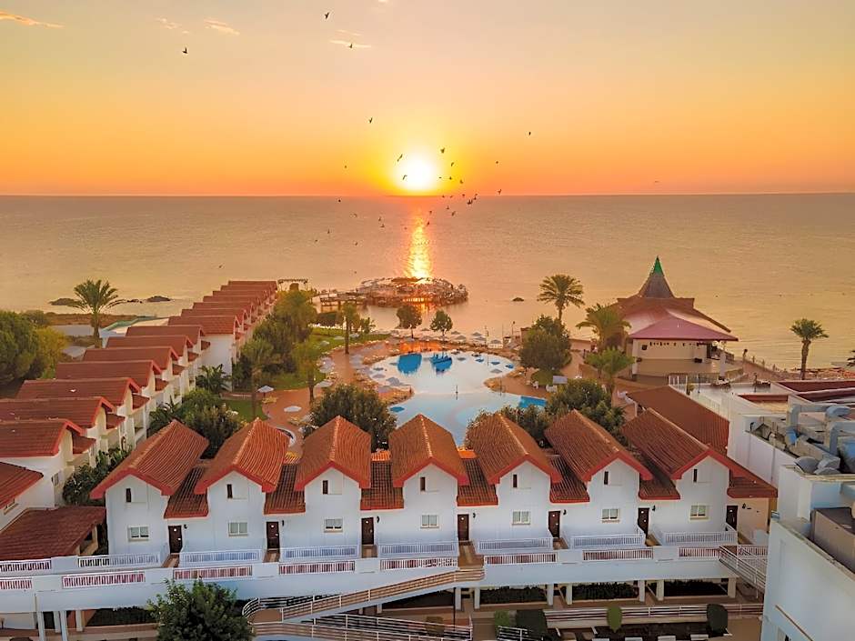 Salamis Bay Conti Hotel
