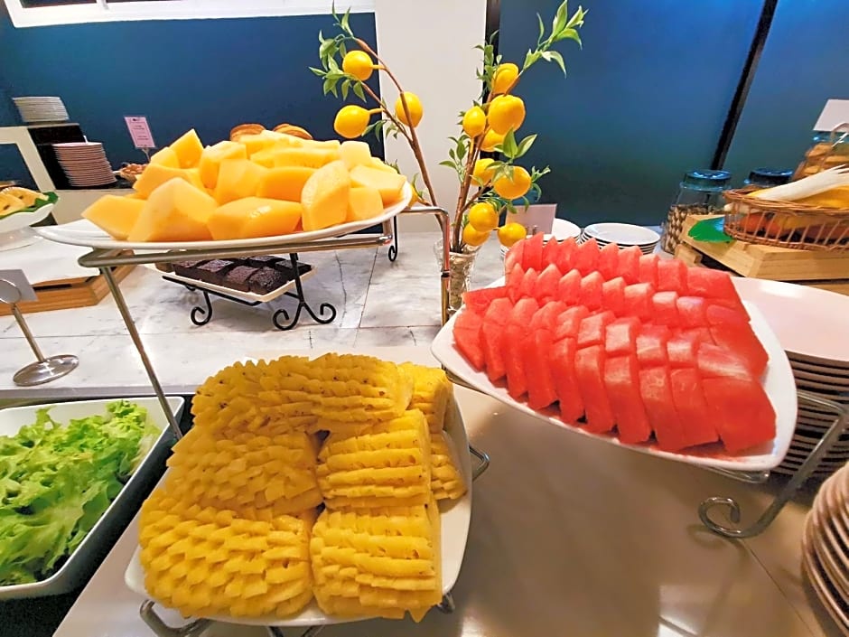 The Melody Phuket Hotel (SHA Plus)