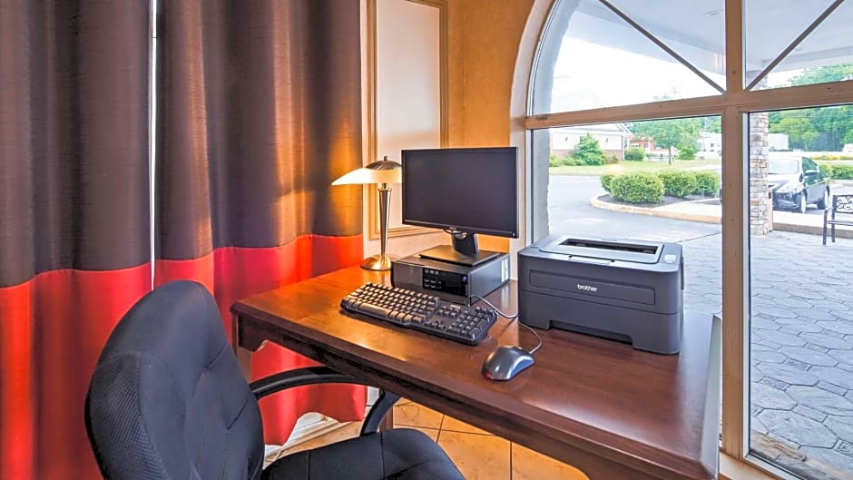 Best Western Hazlet Inn