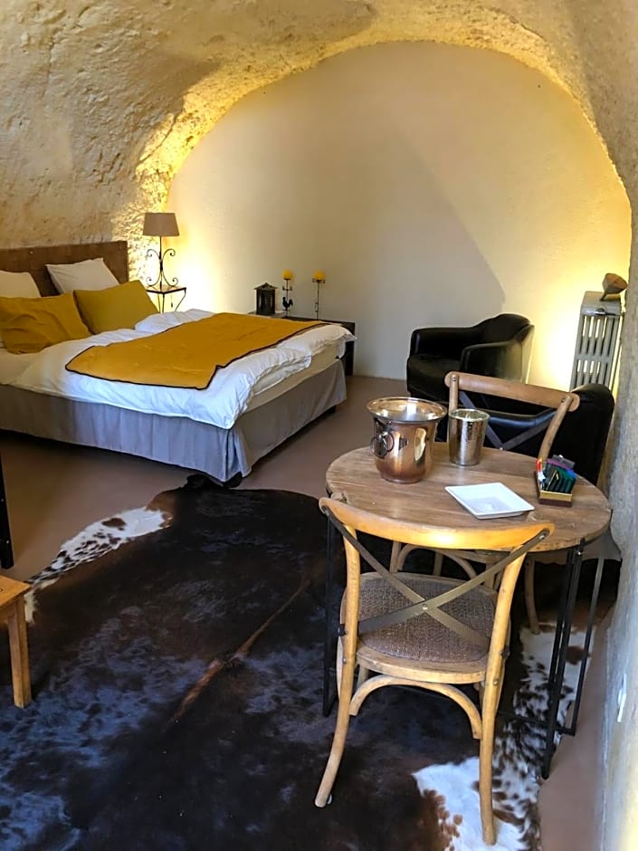 Chambre Troglodyte – Rochecorbon, TN