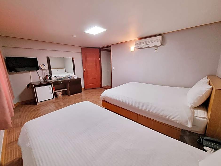 Hotel G