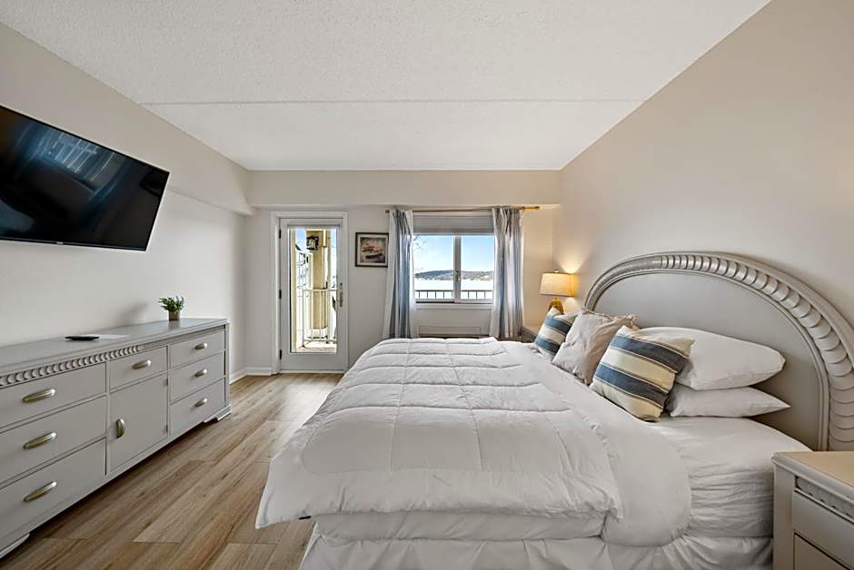 Bella Vista Suites Lake Geneva