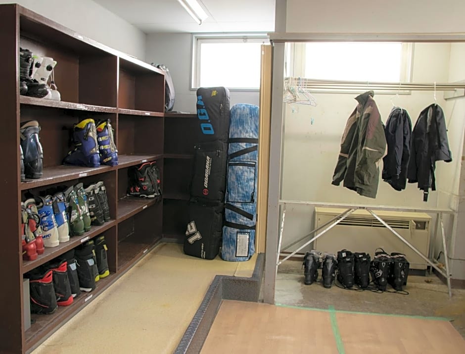 La Vista Hotel Tsugaike - Stay on the Slopes