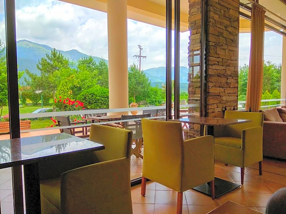 Gea Kaimaktsalan Hotel & Spa