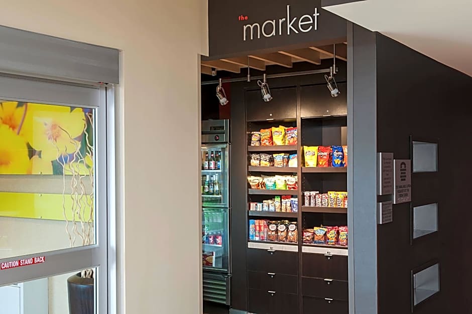 Courtyard by Marriott Milwaukee Airport