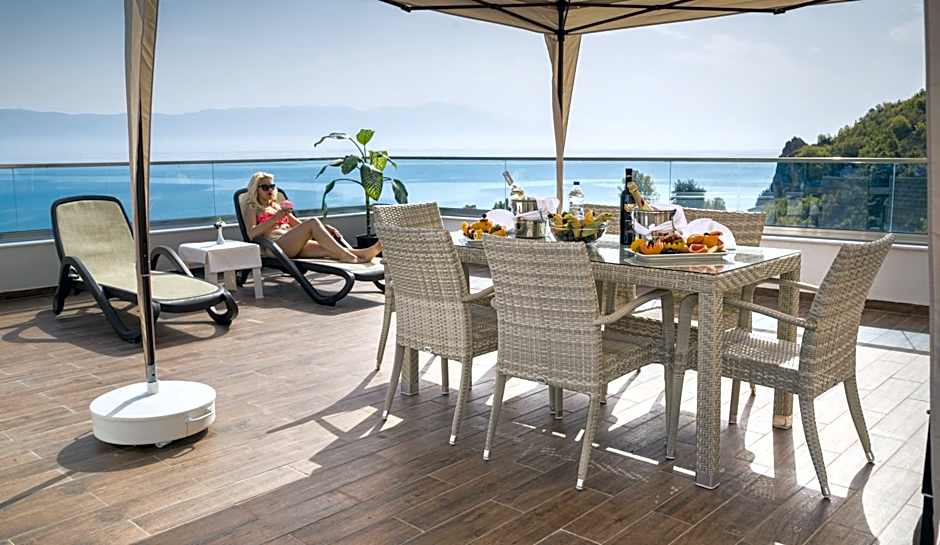 Hotel Izgrev Spa & Aquapark