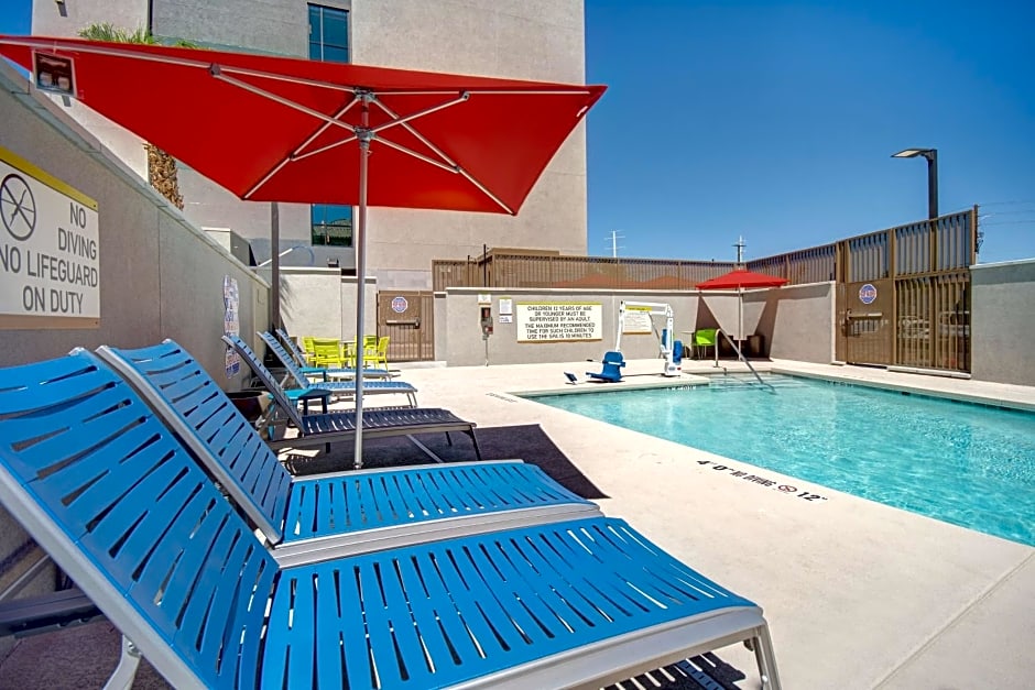 Home2 Suites By Hilton Las Vegas North