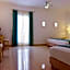 Kamari Hotel