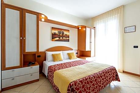 Standard Double or Twin Room with Balcony