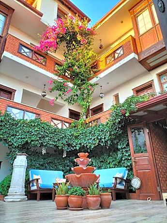 Hotel Mary's House
