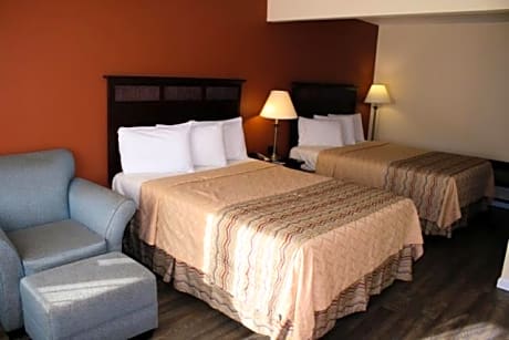 Queen Room with Two Queen Beds - Smoking
