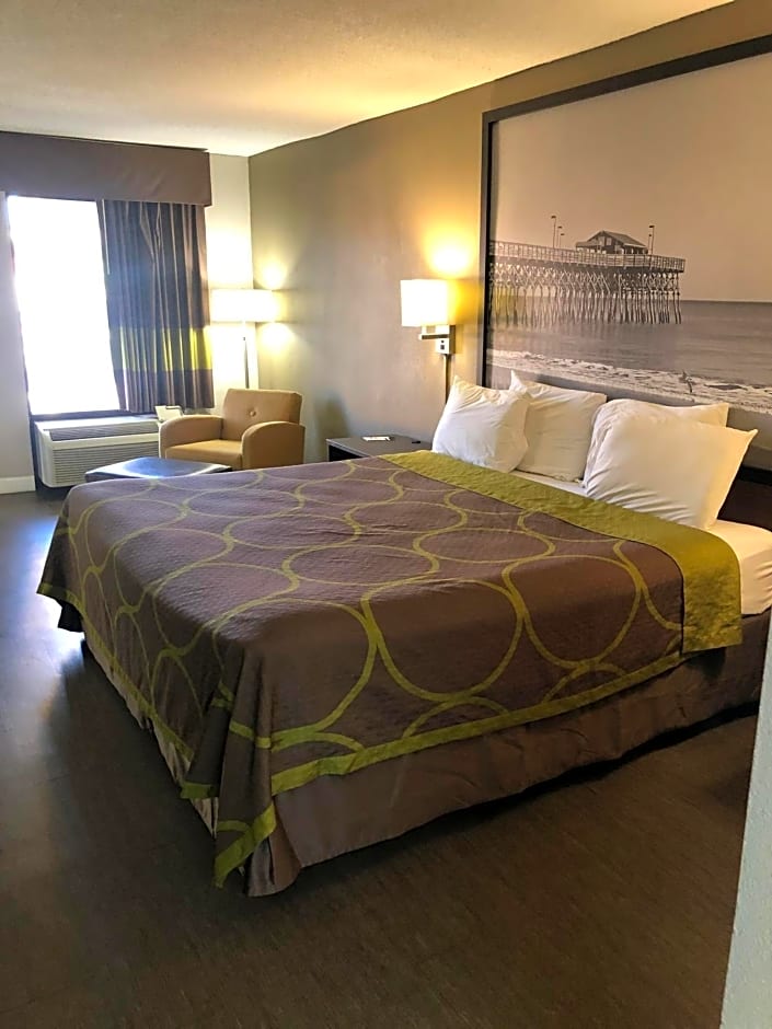 Super 8 by Wyndham Orangeburg Near I-26