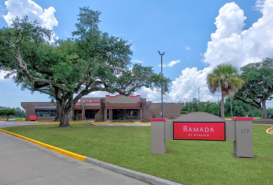 Ramada by Wyndham Diamondhead I-10/Gulfport