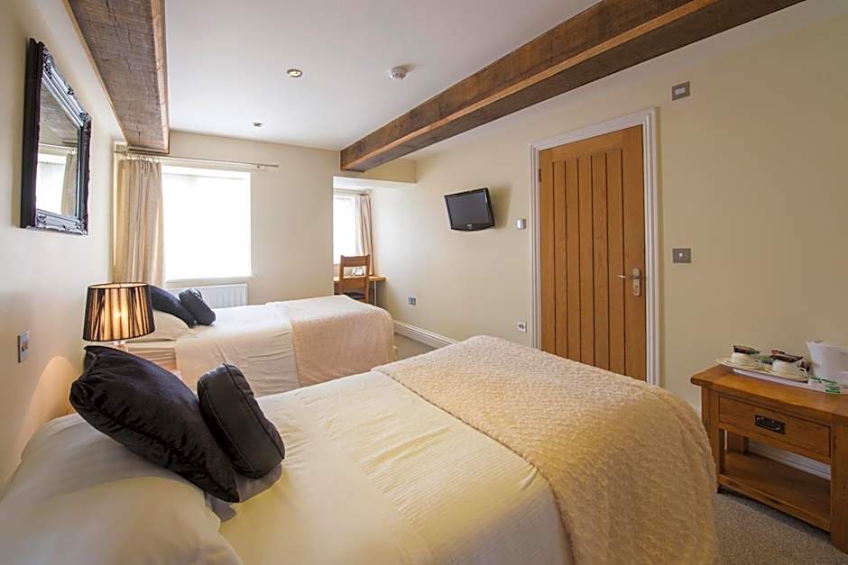Newtown House Hotel