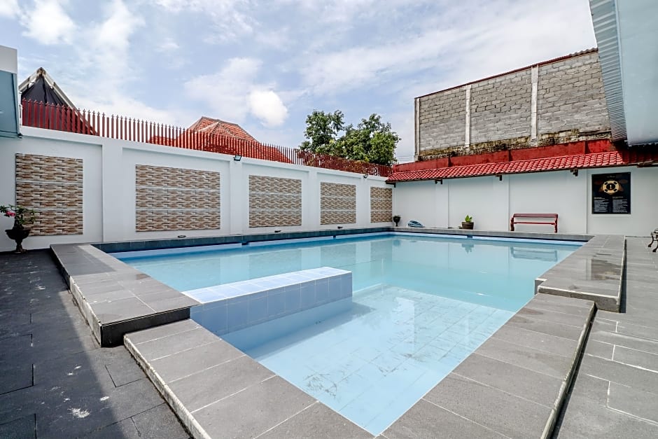 Hotel Sumaryo by ZUZU