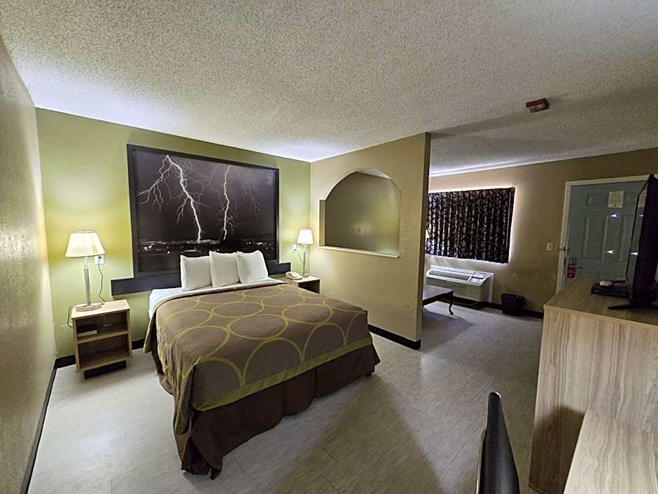 Super 8 by Wyndham Arkadelphia Caddo Valley Area