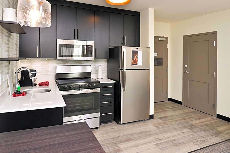 Residence Inn by Marriott Bakersfield West
