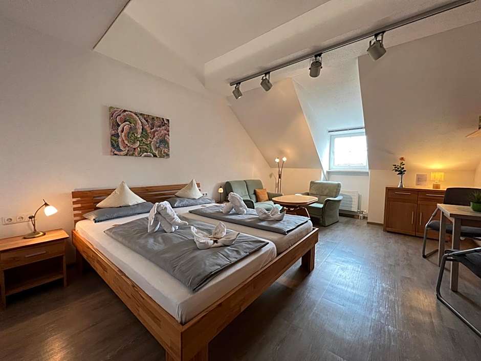 Schloss Kirchham Appartement - & Wellnessanlage