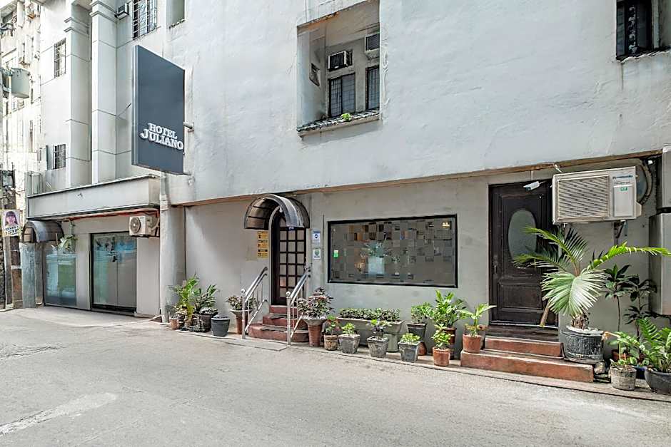 Photo 1 of 50 of Hotel Juliano