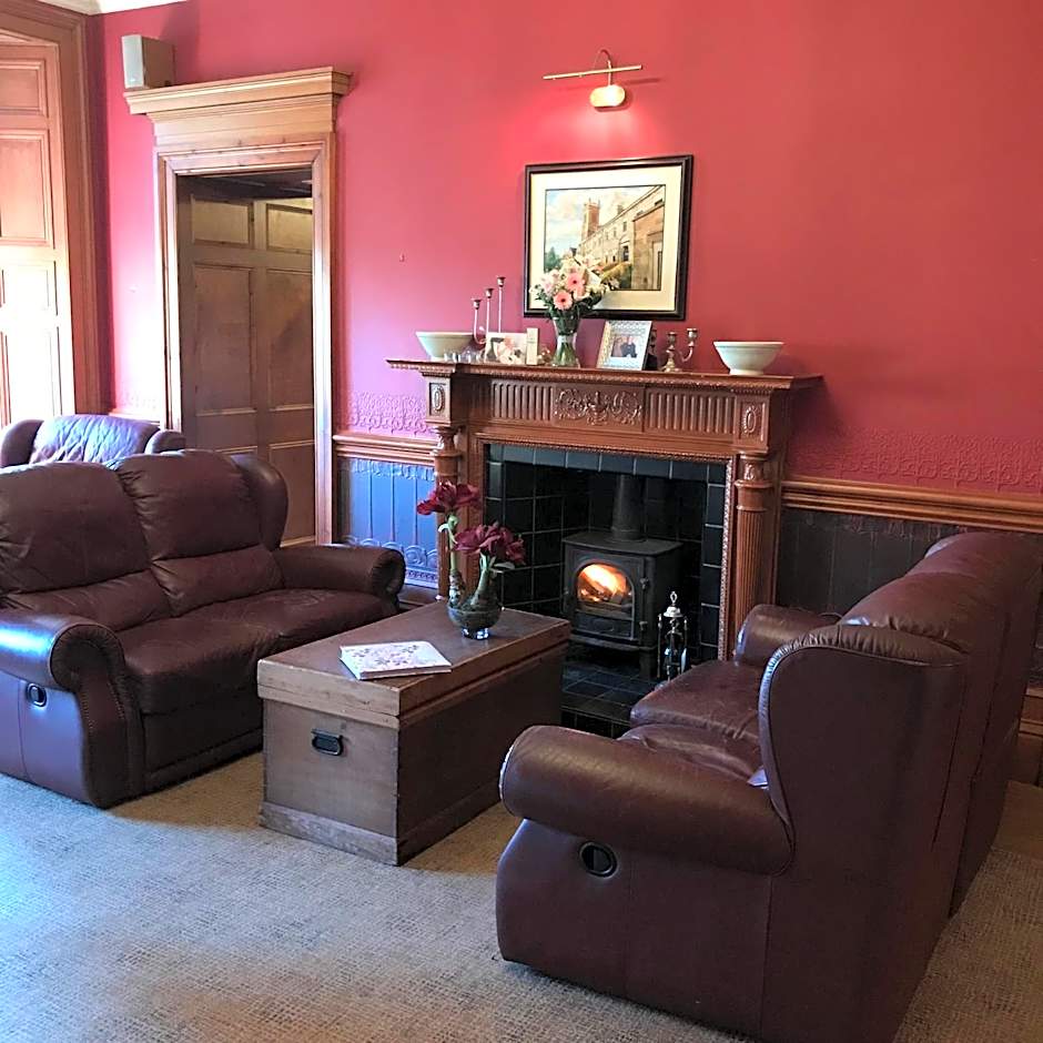 Ashtree House Hotel, Glasgow Airport & Paisley