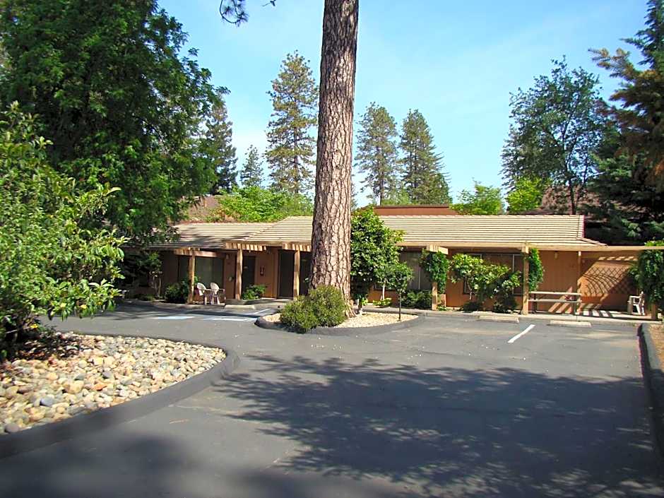 Ponderosa Gardens Motel