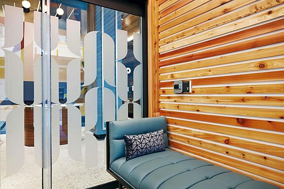 Kinley Cincinnati Downtown a Tribute Portfolio Hotel