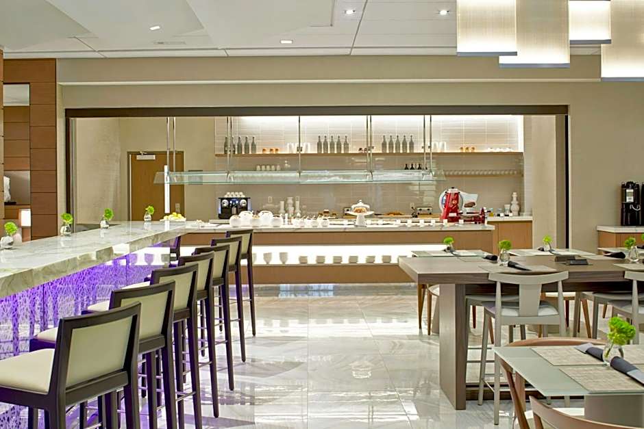 AC Hotel by Marriott Atlanta Downtown